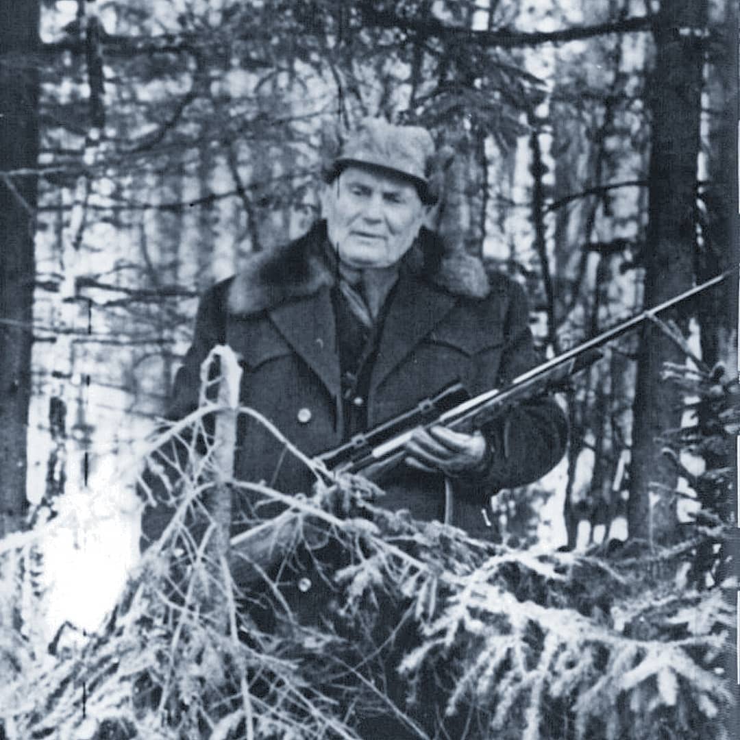 tito (3) Azra Magazin