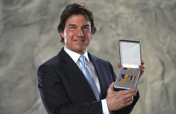 Tom Cruise