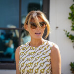 After voting, First Lady Melania Trump leaves the Morton and Barbara Mandel Recreation Center in Palm Beach, Florida on November, 3, 2020. - The First Lady is registered to vote at her address at the Mar-a-Lago Club in Palm Beach, Florida. The center was closed for approximately 45 minutes to accommodate Mealnia Trumps vote. With its 29 electoral votes, Florida is crucial to both candidates. (Photo by Zak BENNETT / AFP)
